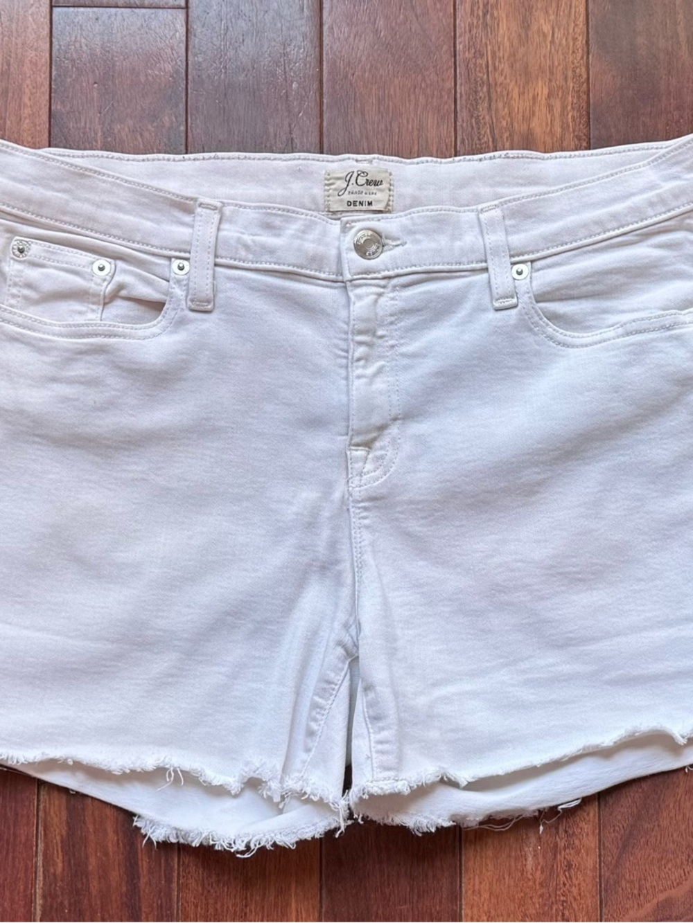 J. Crew White Frayed Hem Denim Shorts Size 30 4” inseam Good Condition!